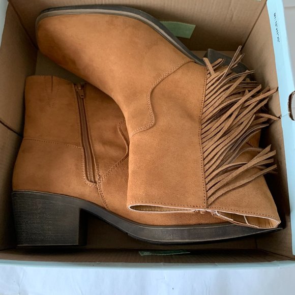 SO Women’s Old Fashion Fringe Western Ankle Boots, Cognac, Size 9.5, New in Box - Picture 2 of 10